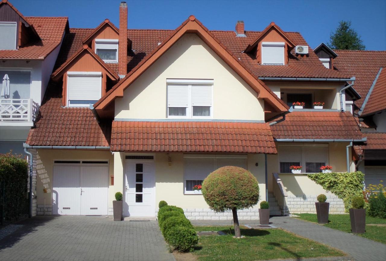 Silent Apartmanhaz Harkány Dış mekan fotoğraf