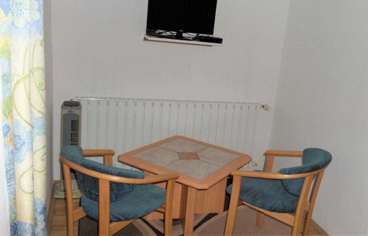 Silent Apartmanhaz Harkány Dış mekan fotoğraf